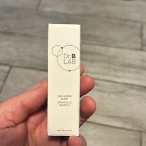 Dr. B Lash & Brow Serum .17 fl oz
- 5ml NWT/NIP